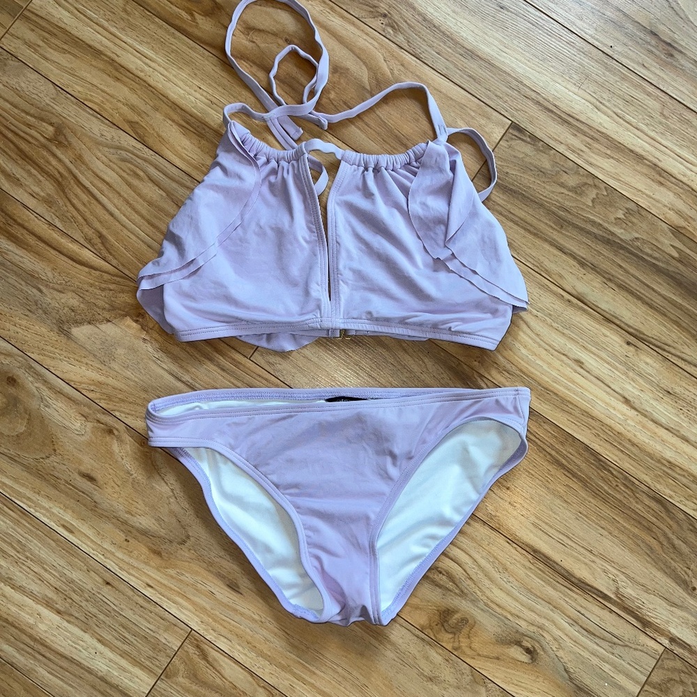 Gorgeous Carmen Marc Valvo lilac bikini set size S/M